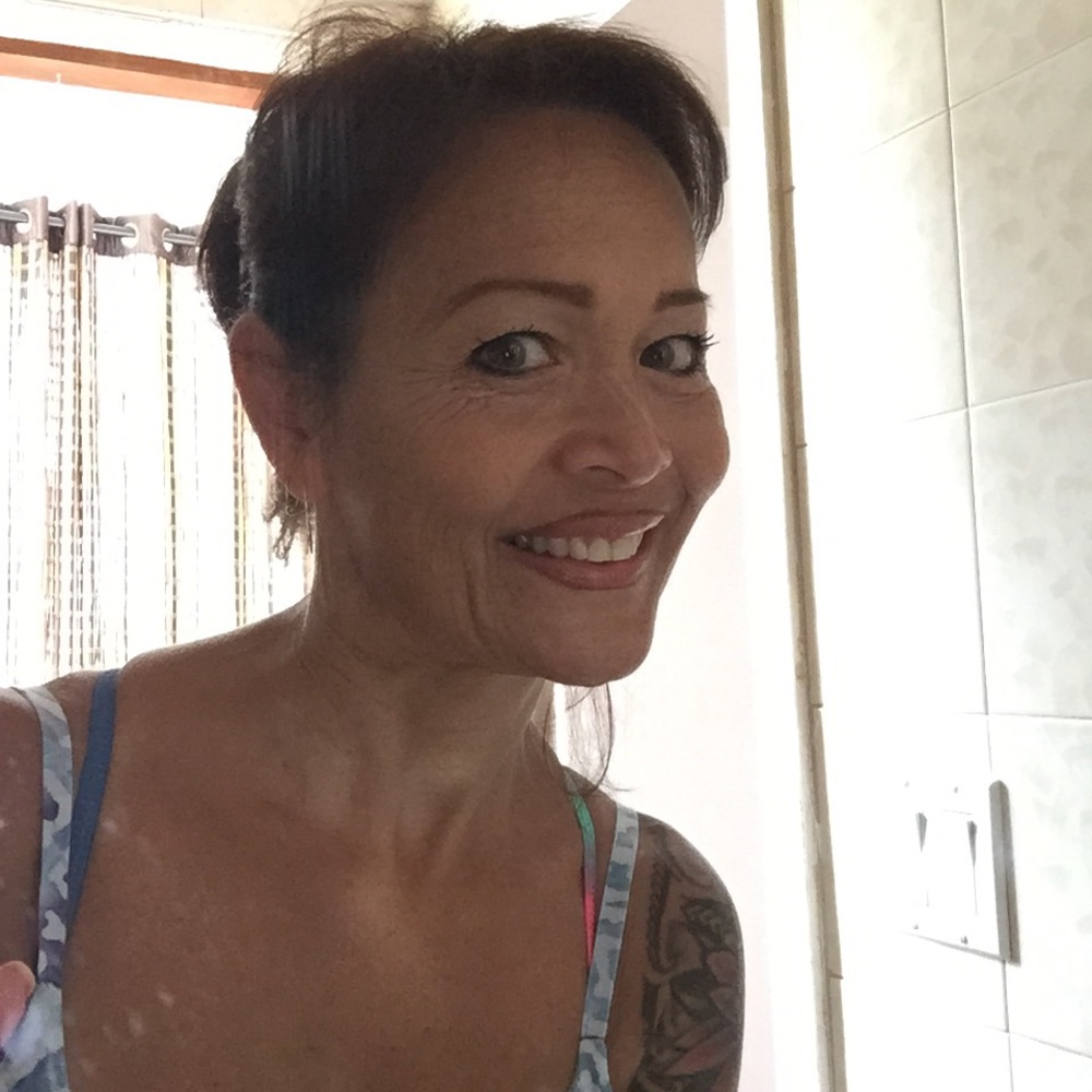 Meet your Posher, Nika